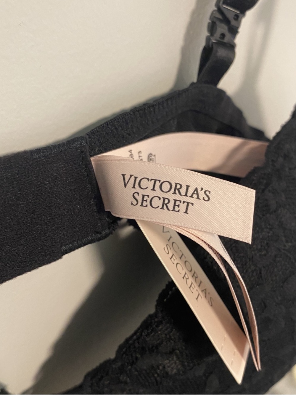 NWT Victoria’s Secret Women’s Sexy Tee Lace Wireless Push-Up Black Lace size 38B - Picture 8 of 9